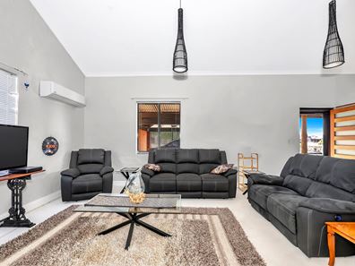 35 Murray Waters Boulevard, South Yunderup WA 6208