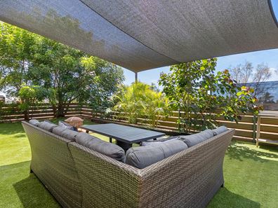 1/21 Hill Road, Dampier WA 6713