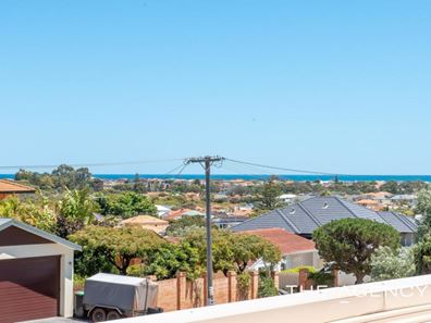 14 Kimberley Road, Hillarys WA 6025