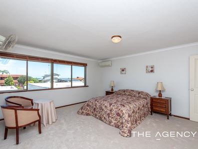 14 Kimberley Road, Hillarys WA 6025
