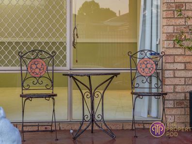 69 Discovery Drive, Thornlie WA 6108