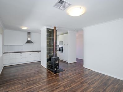 2/4 Tennivale Place, North Perth WA 6006