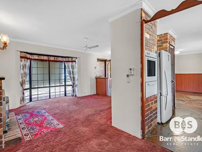 20 Nalbarra Drive, Usher WA 6230