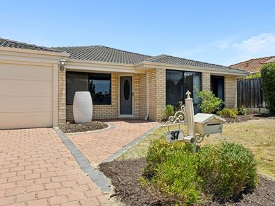 37 Star Bush Crescent, Ellenbrook WA 6069