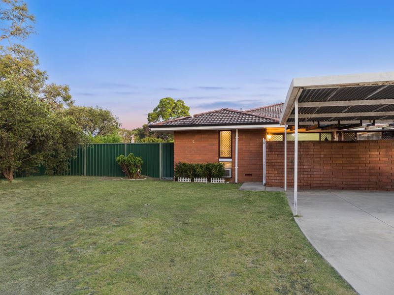 2 Brookdale Drive, Armadale WA 6112