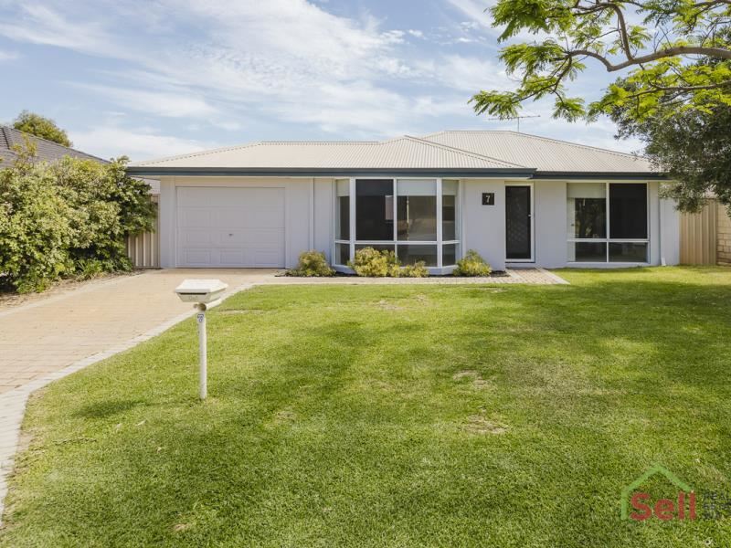 7 Yorlor Way, Quinns Rocks WA 6030