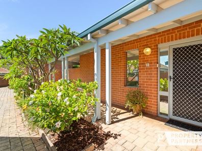6/2 Pepler Avenue, Salter Point WA 6152