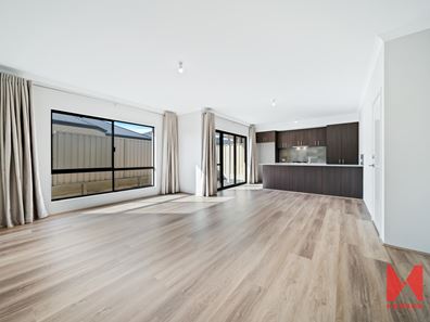 9A Banksia Circle, Thornlie WA 6108