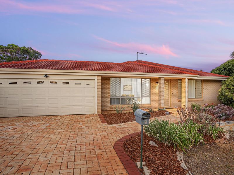 1 Gumina Place, Lake Coogee