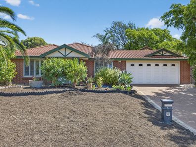 4 Rosneath  Terrace, Kinross WA 6028