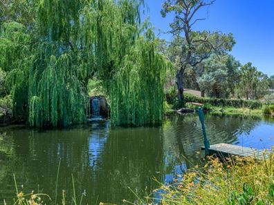 3 Tower Road, Roleystone WA 6111