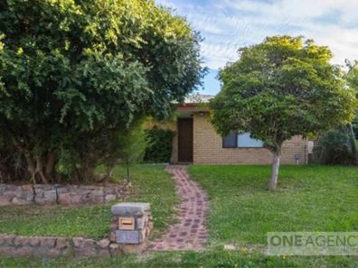 31 Campbell Drive, Hillarys WA 6025