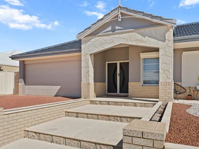 10 Yucca Road, Secret Harbour WA 6173