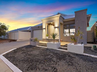 11 Woodswallow Way, Alkimos WA 6038