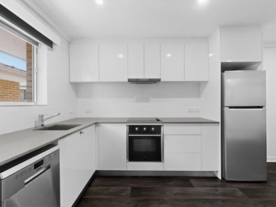 4/13 Currie Street, Jolimont WA 6014