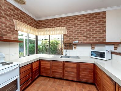 85A Rannoch Circle, Hamersley WA 6022