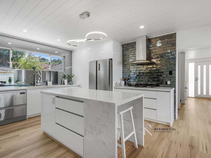 4 Weeroo Place, Stirling