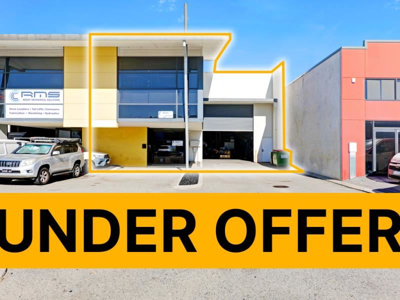 2/13 Mordaunt Cct, Canning Vale WA 6155