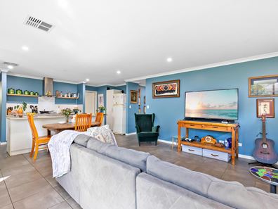 3B Leece Street, Coolbellup WA 6163