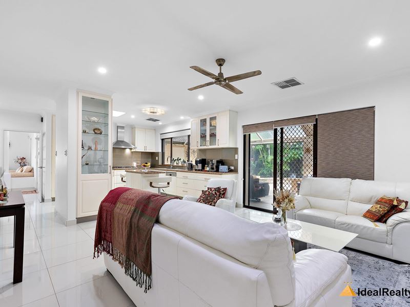 17 Mendip Mews, Willetton