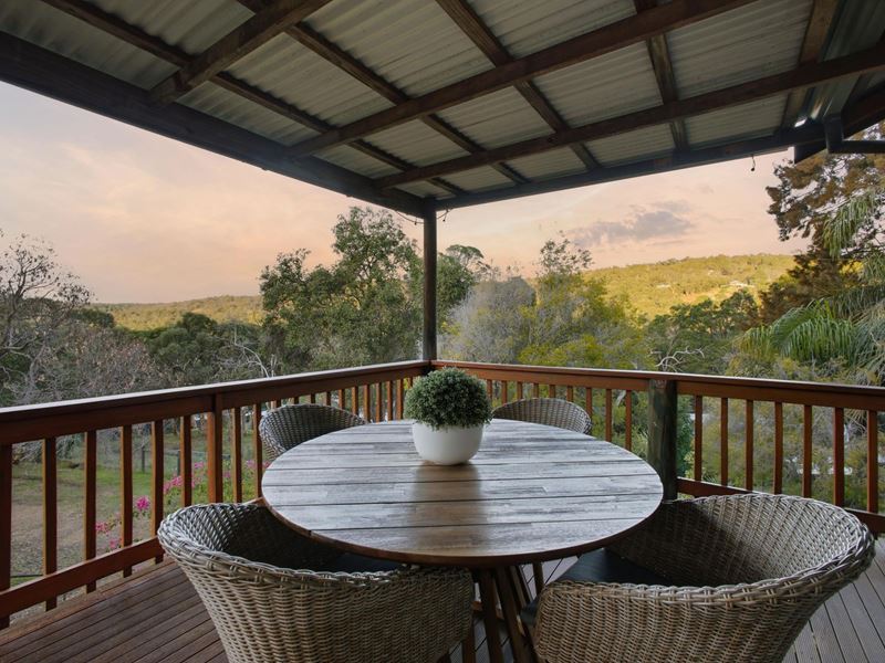 26 Jade Street, Mount Richon WA 6112