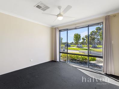 18 Maffina Parade, Ellenbrook WA 6069