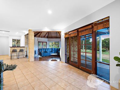 185 Powderbark Road, Lower Chittering WA 6084