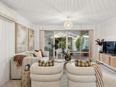 9 Arbroath Circle, Kinross WA 6028