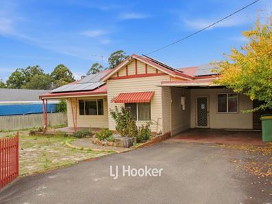 19 Bunbury Street, Collie WA 6225