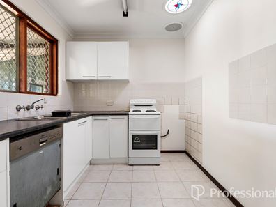 30 Mahonia Way, Forrestfield WA 6058