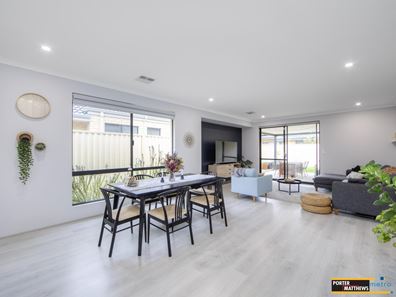 14 Brooksedge Boulevard, Maddington WA 6109