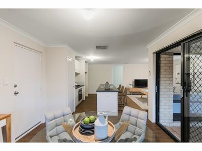8 Dalrymple Drive, Leda WA 6170