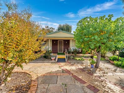 13 Forrest Street, Pinjarra WA 6208