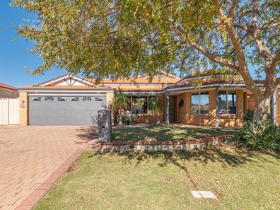 15 Frampton Crescent, Canning Vale WA 6155