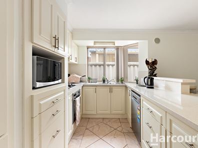 49 Willoughbridge Crescent, Erskine WA 6210