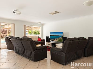 49 Willoughbridge Crescent, Erskine WA 6210
