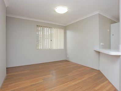 2/11 Adamson Road, Brentwood WA 6153