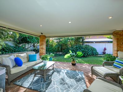 12 Longleat Street, Canning Vale WA 6155