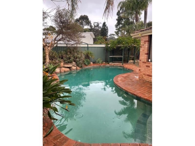 22 Gillett Drive, Kardinya