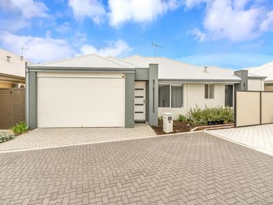3/50 Middle Parkway, Canning Vale WA 6155