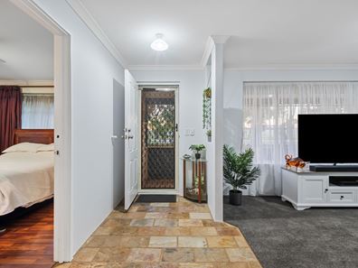 38 Fairview Drive, Waikiki WA 6169