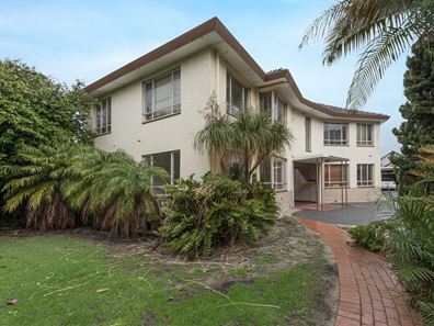 1/27 Wattle Street, South Perth WA 6151