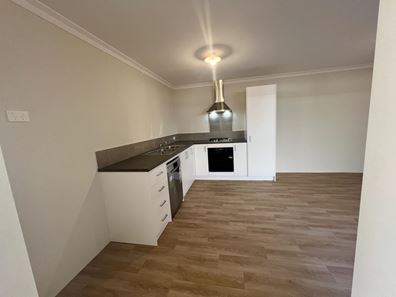 11A Capricorn Crescent, Bennett Springs WA 6063