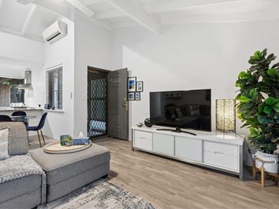 11/23 Thurlow Avenue, Yokine WA 6060