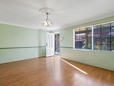 Unit 8/39 King George  Street, Victoria Park WA 6100