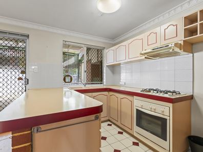 Unit 8/39 King George  Street, Victoria Park WA 6100