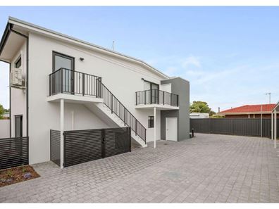 2/77 Cooper Street, Mandurah WA 6210