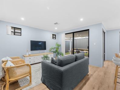 30 Ladysmith Loop, Wellard WA 6170