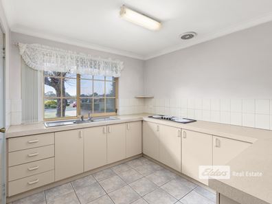 22A Sunburst  Grove, Collie WA 6225