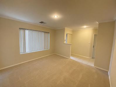8B Kelby Close, Morley WA 6062